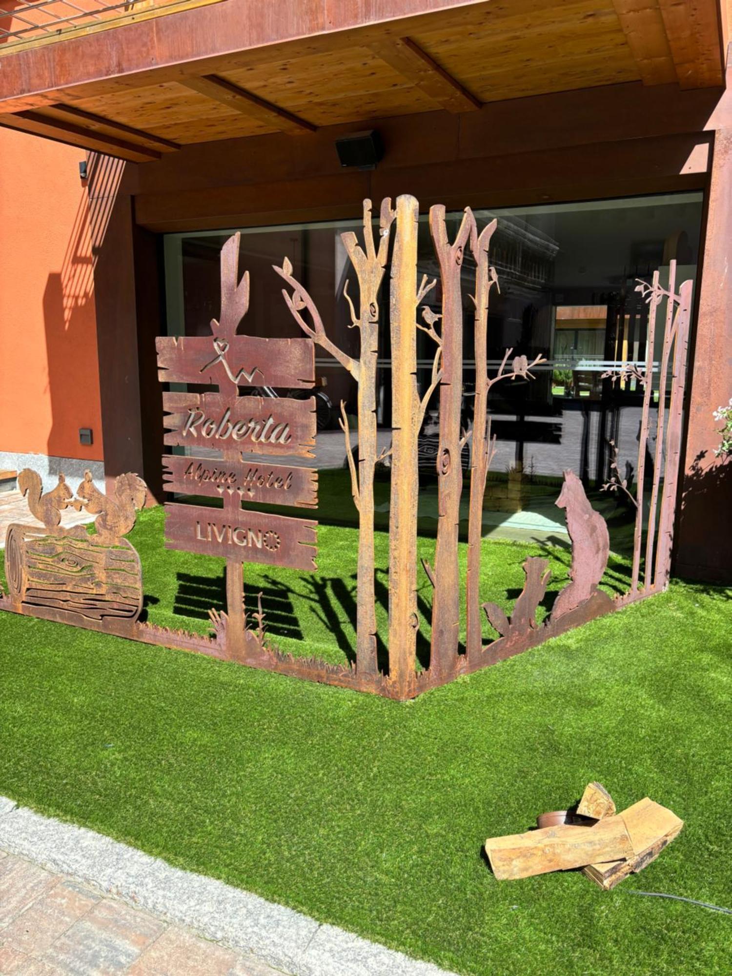 Hotel Roberta Alpine Adults Only Livigno Exterior photo